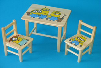 Obrázok z Detský drevený stôl so stoličkami - Mimoni