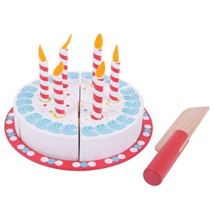 Obrázok Krájacia narodeninovú tortu