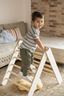 Obrázok z Detský drevený rebrík trojuholník Pikler: prírodný