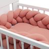Obrázok z Ochranný mantinel do postieľky vrkoč mušelínový New Baby ružový