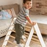 Obrázok z Detský drevený rebrík trojuholník Pikler: biely