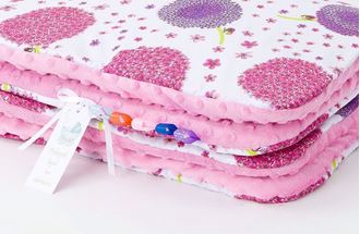 Obrázok z Detská deka s vankúšom Púpava Minky 75x100 cm - Ružová s výplňou